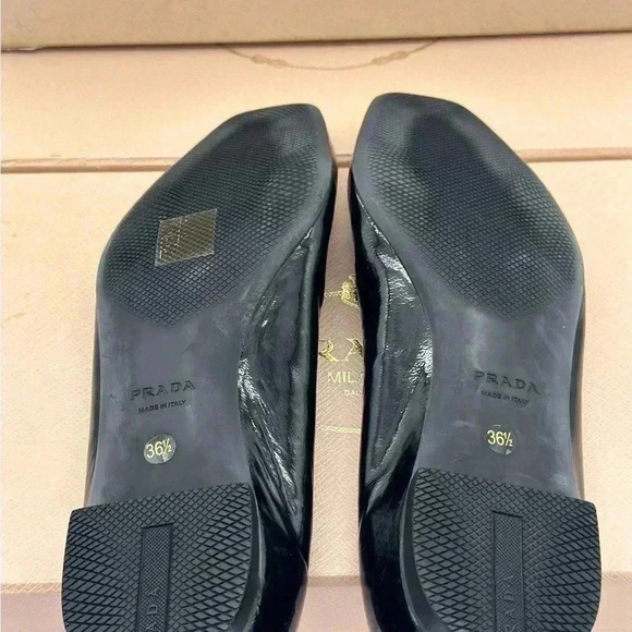 Prada Vernice Flats Size 36.5 - Picture 4 of 7